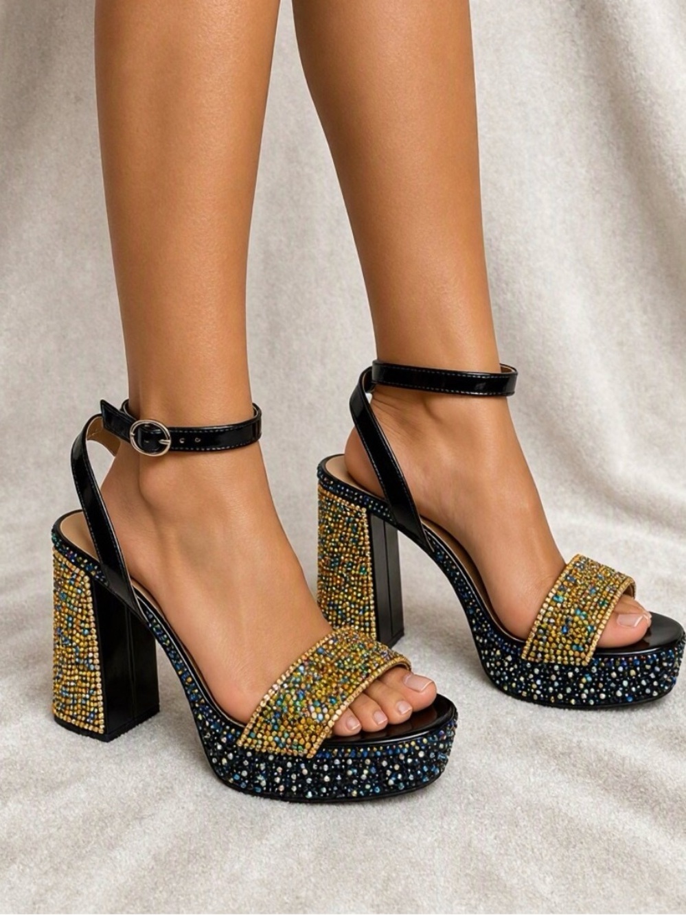 Rhinestone Embellished Black & Gold Platform Sandals women’s size 9 Y2K
